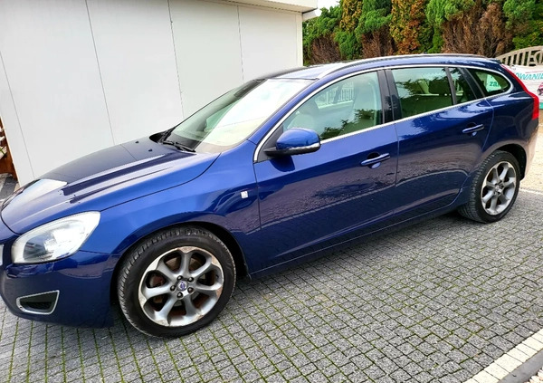 Volvo V60 cena 37500 przebieg: 191200, rok produkcji 2012 z Szepietowo małe 352